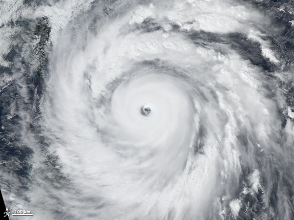 冷空气为国庆假期返程“添堵” 多地有雨雪：超强台风小犬来袭 多地迎暴雨