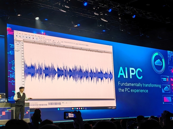 Intel加速开启AI PC新时代！100+伙伴、300+功能惠及上亿PC  第4张
