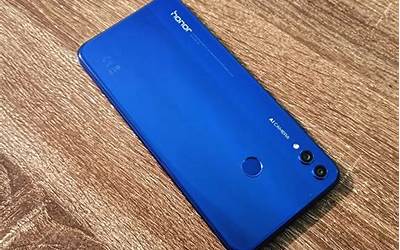 荣耀honor8x,荣誉8X：大屏视觉，畅玩无忧  第1张