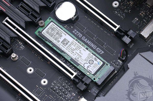 固态硬盘内存接口：SATA vs NVMe，速度对比让人惊叹  第3张