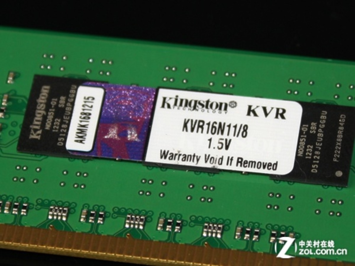 金士顿ddr4内存：让你的电脑瞬间飙升，游戏体验更上一层楼  第1张