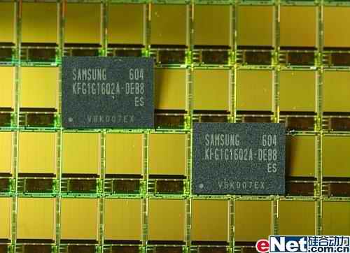 内存速度大比拼：DDR4内存 vs SSD硬盘，谁更快？  第3张