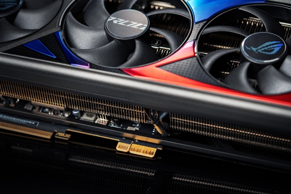 旗舰背置神装登场！ROG STRIX RTX4090D BTF背置显卡  第7张