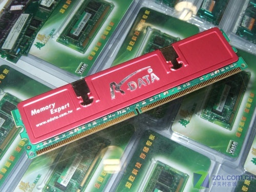 DDR4内存电压1.36：性能稳定性全面对比，哪个更胜一筹？  第3张