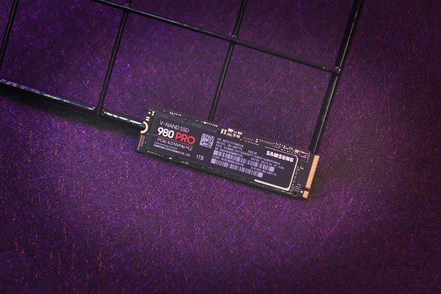 SSD vs 传统硬盘：速度、耐用性、价格全面对比  第3张