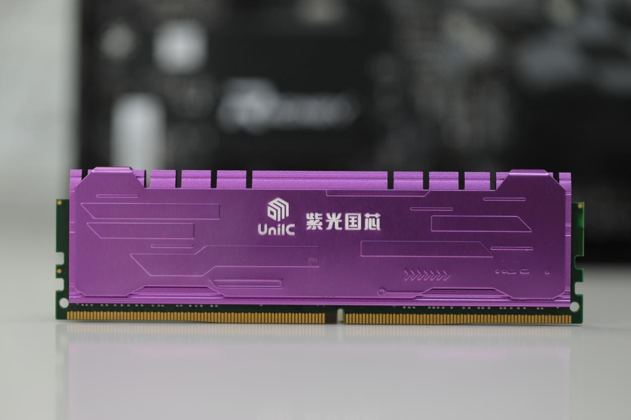 DDR4内存条插反了会怎样？看清正反面，别再搞错了  第1张