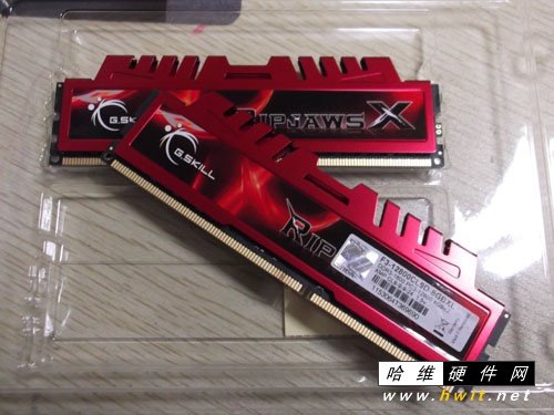 内存之争：ddr3和ddr4，性能对比揭秘  第4张