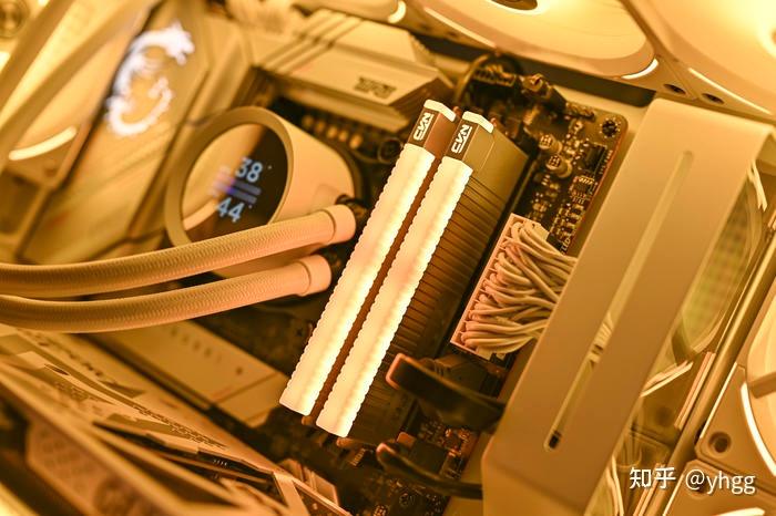 内存条大揭秘：DDR3和DDR4，究竟谁更胜一筹？